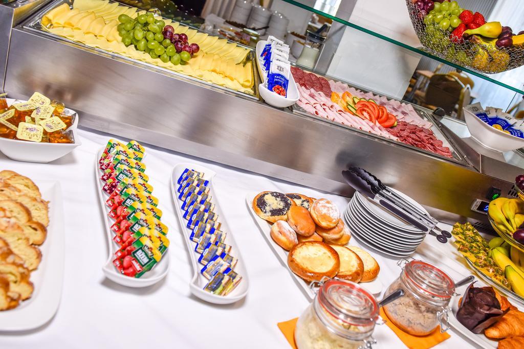 布尔诺城市酒店 Modřice 外观 照片