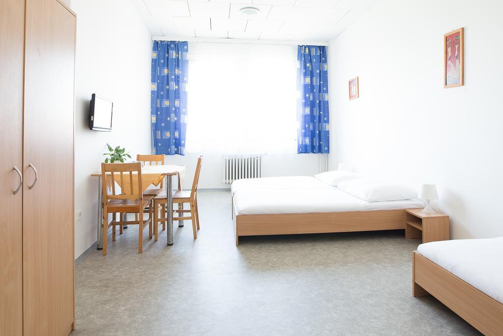 布尔诺城市酒店 Modřice 外观 照片